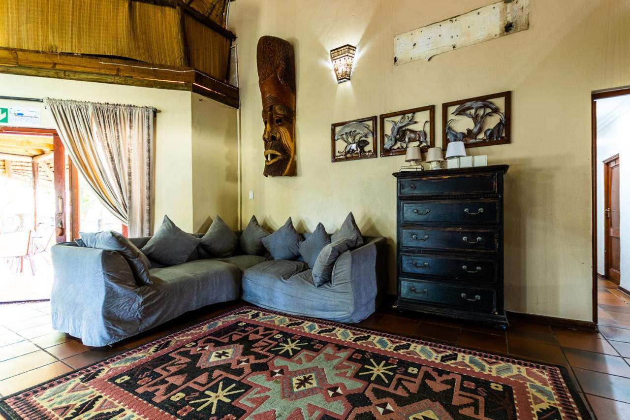 Nyathi Lodge Richards Bay Exterior photo