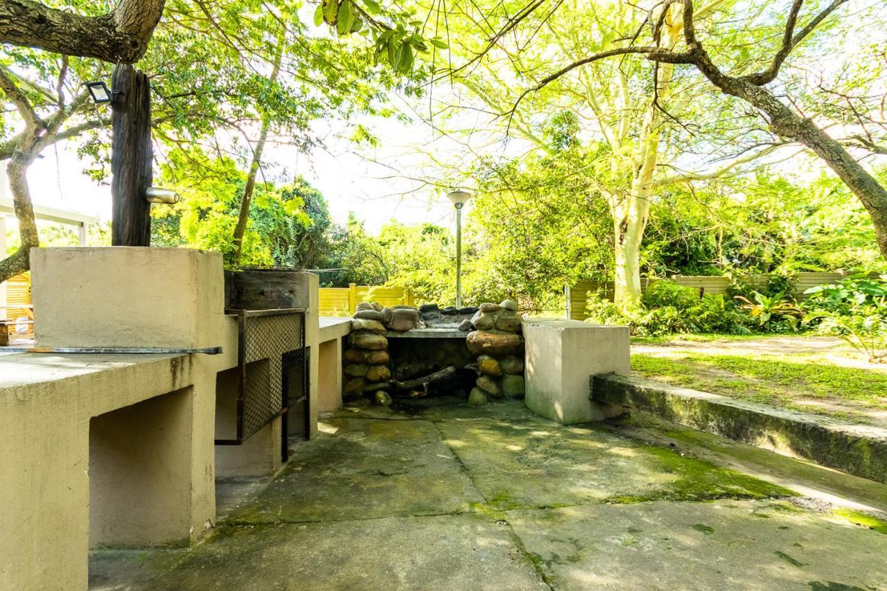 Nyathi Lodge Richards Bay Exterior photo